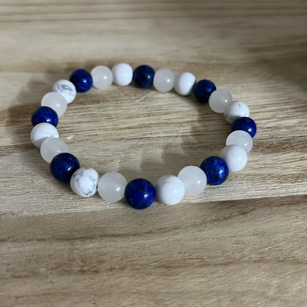 Howlite, Sodalite & Aquamarine Stretch Bracelet